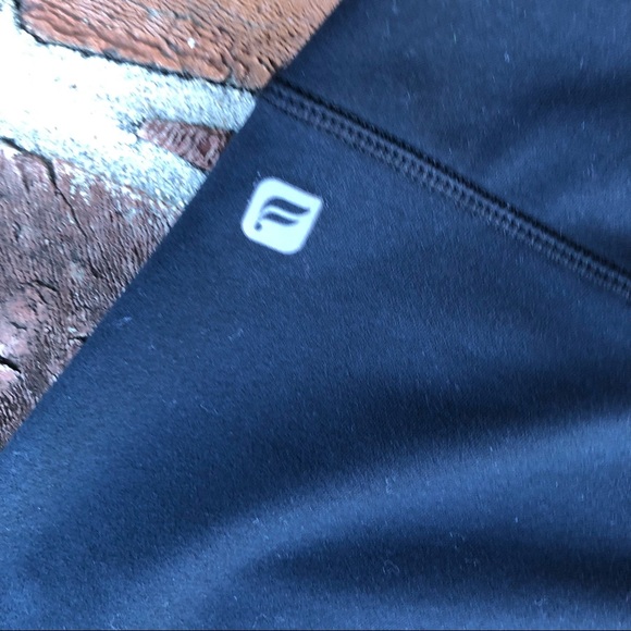 Fabletics Pink & purple leggings size small - Picture 5 of 5